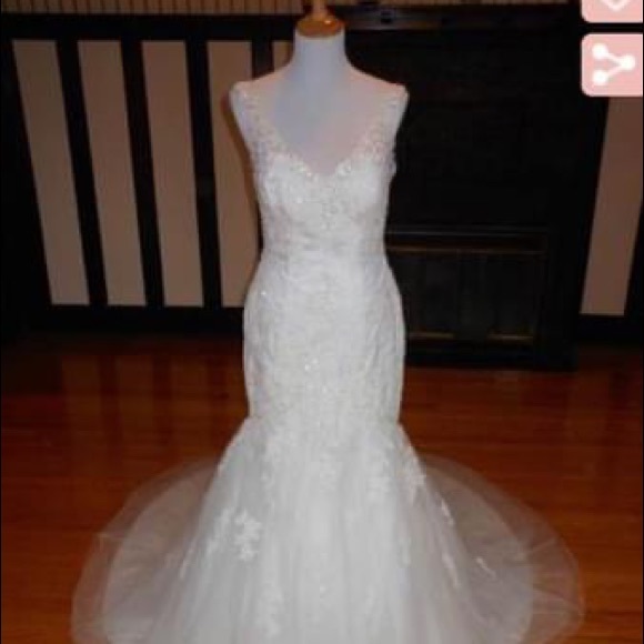 *BRAND NEW* DAVIDS BRIDAL wedding dress - Picture 6 of 9